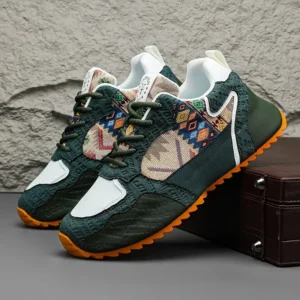 Зелений з етно-принтом